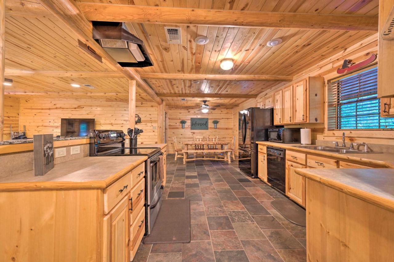 Broken Bow Retreat On 2 Acres With Hot Tub And Deck! Villa ภายนอก รูปภาพ