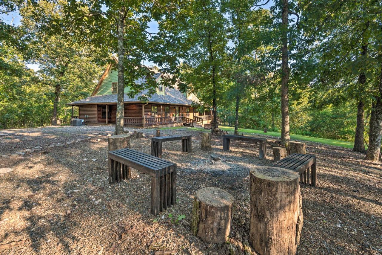 Broken Bow Retreat On 2 Acres With Hot Tub And Deck! Villa ภายนอก รูปภาพ