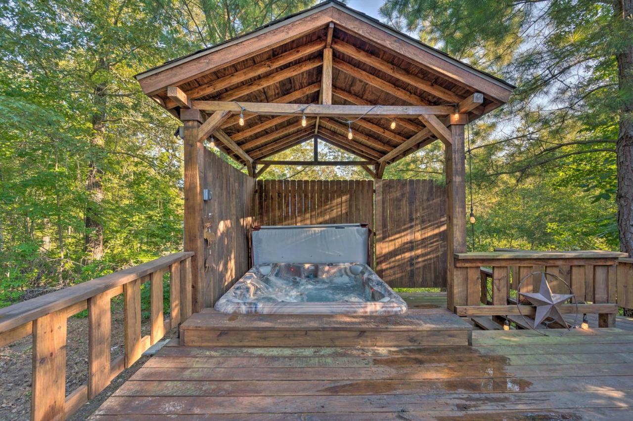 Broken Bow Retreat On 2 Acres With Hot Tub And Deck! Villa ภายนอก รูปภาพ