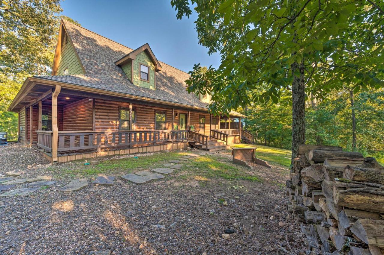 Broken Bow Retreat On 2 Acres With Hot Tub And Deck! Villa ภายนอก รูปภาพ